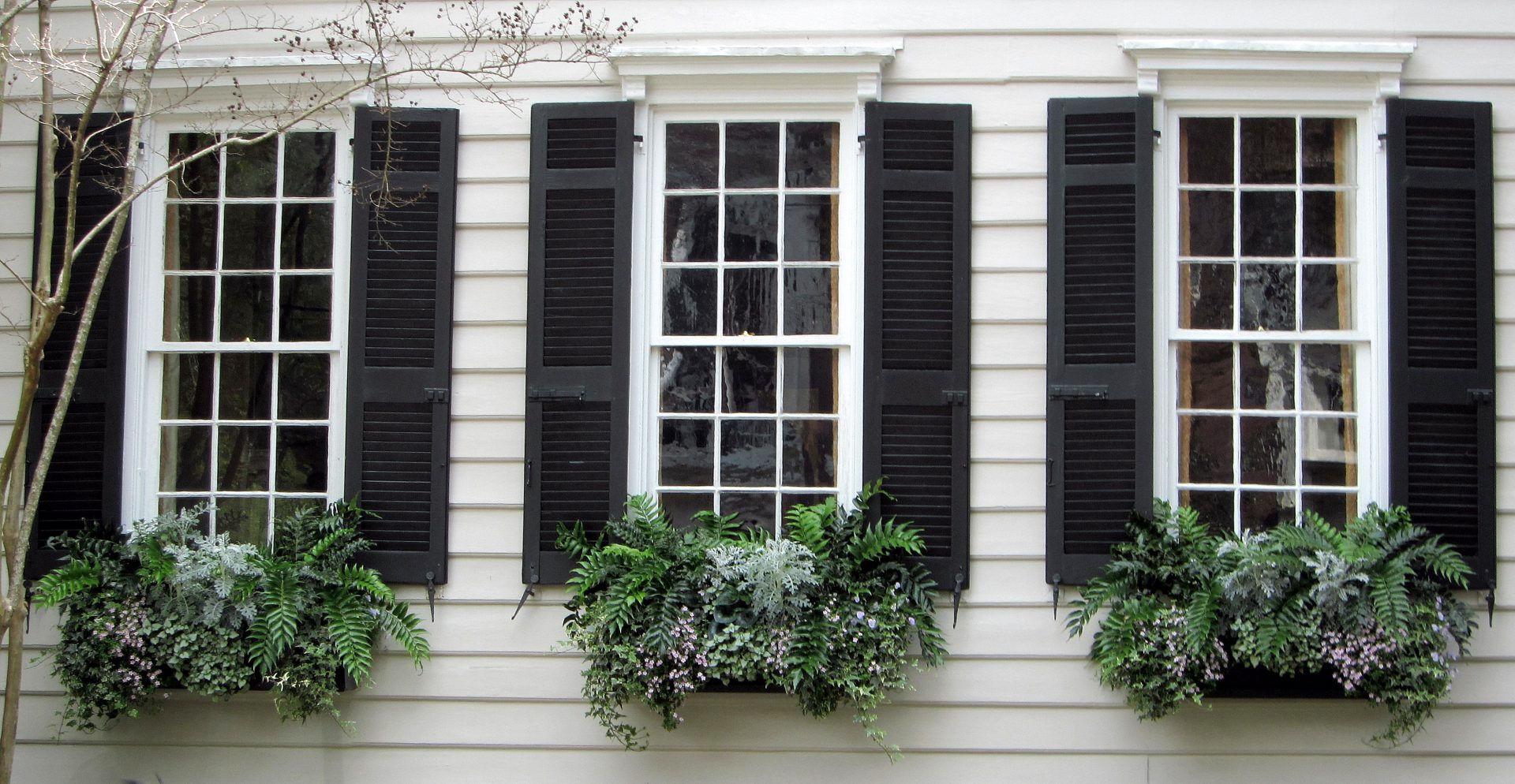 outdoor shutters Melbourne