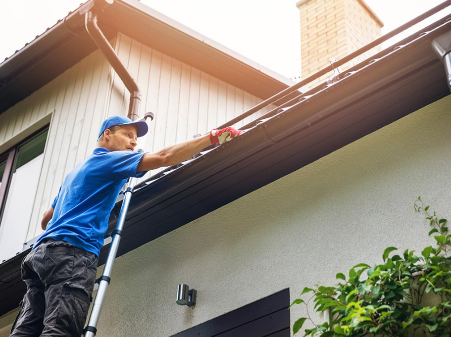 Gutter Clearing Services Can Save The Roof And Floor From Moulding